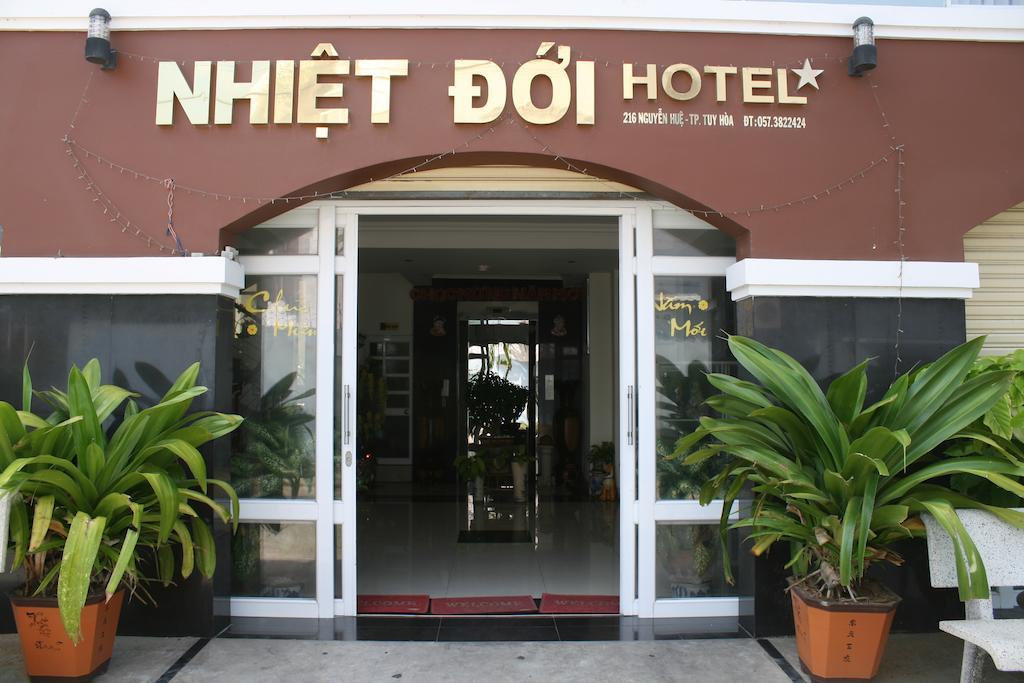 Nhiet Doi Hotel Tuy Hoa Esterno foto